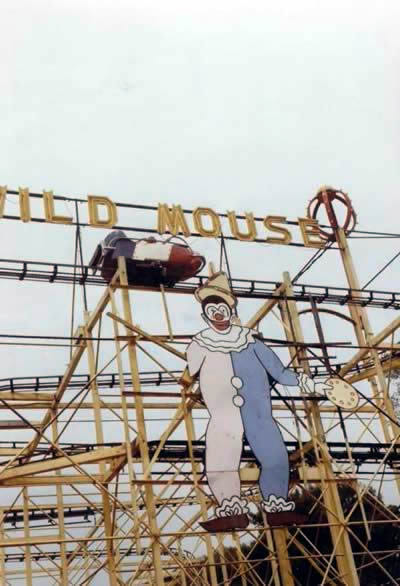 Edgewater Park - Old Family Pics (newer photo)